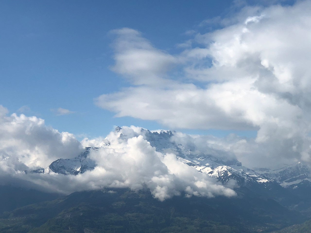 dentsdumidi.jpg
